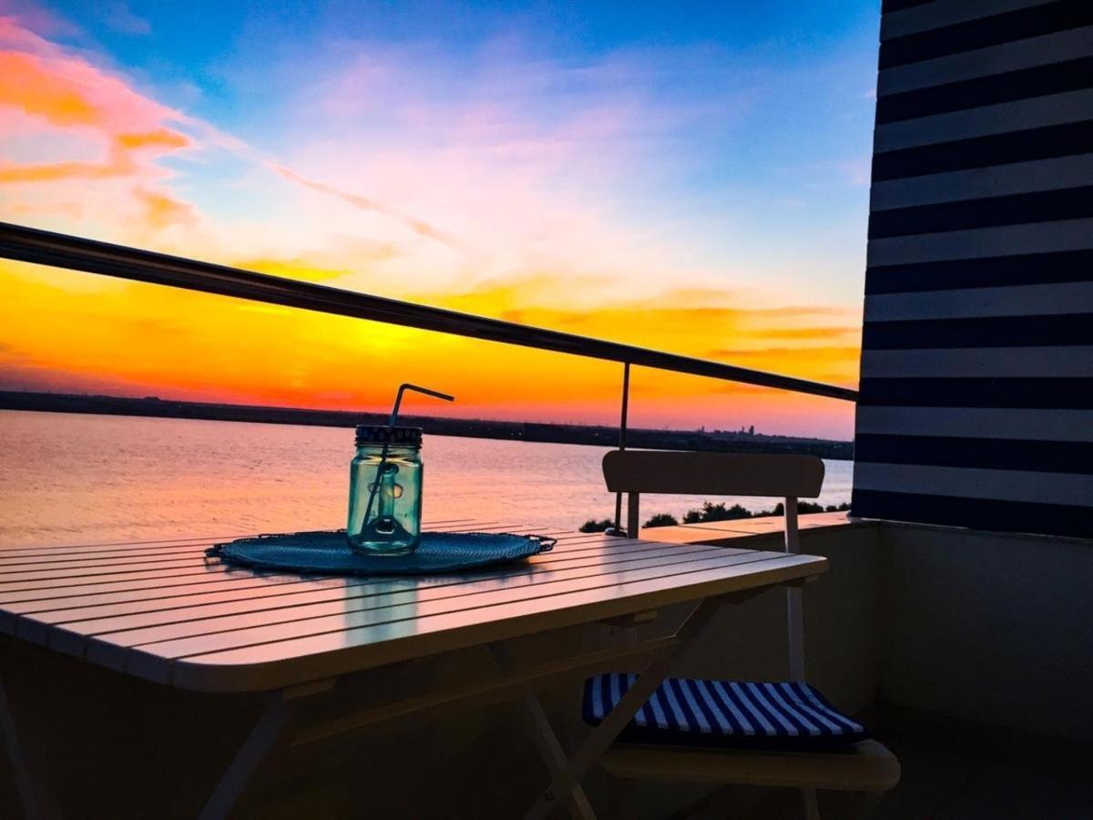 Summerland Sea & Lake Mamaia Exterior photo